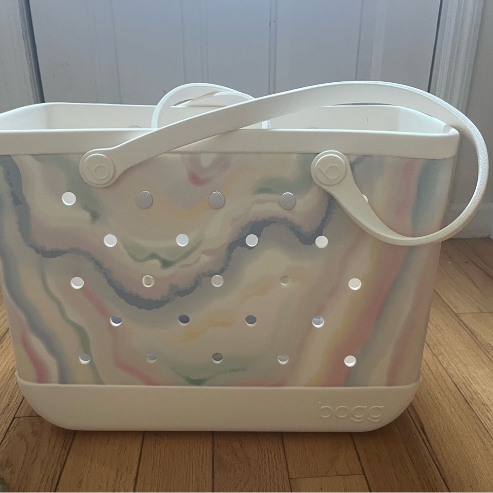NWT Sugar Rush Bogg Bag - Picture 3 of 7